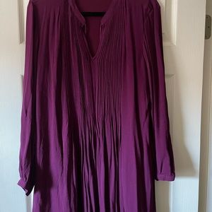 Old navy dress raspberry color size large